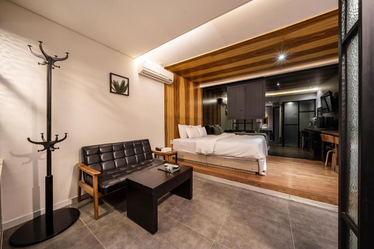 Hotel Soo Сеул Экстерьер фото